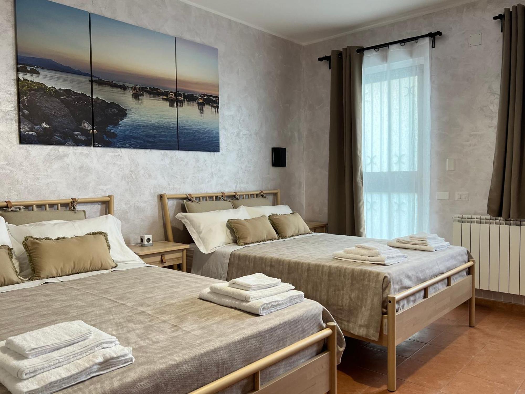 Etna Sunshine Rent Rooms Puntalazzo ภายนอก รูปภาพ